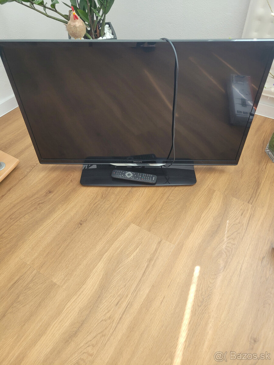predám televízor LED smart PHILIPS