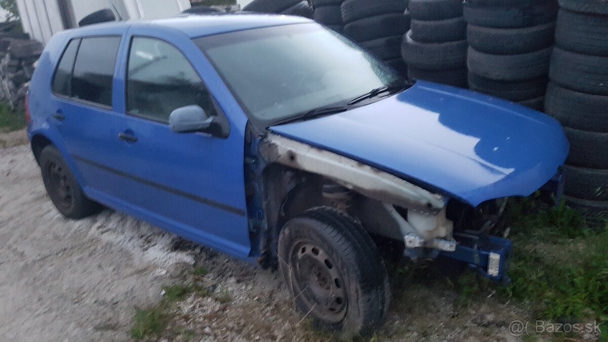 Volkswagen Golf 4 1.6i