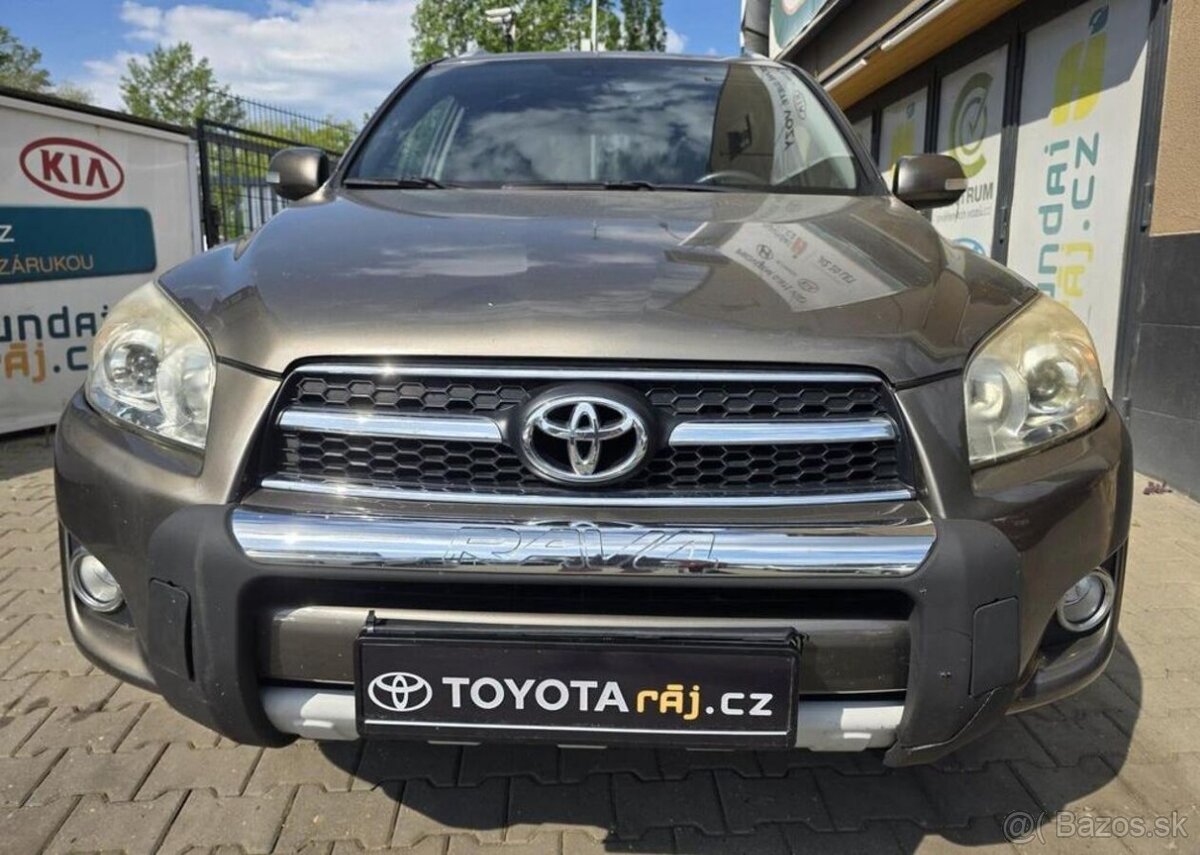Toyota Rav4 2.2-4x4-TAŽNÉ 2t-110kw