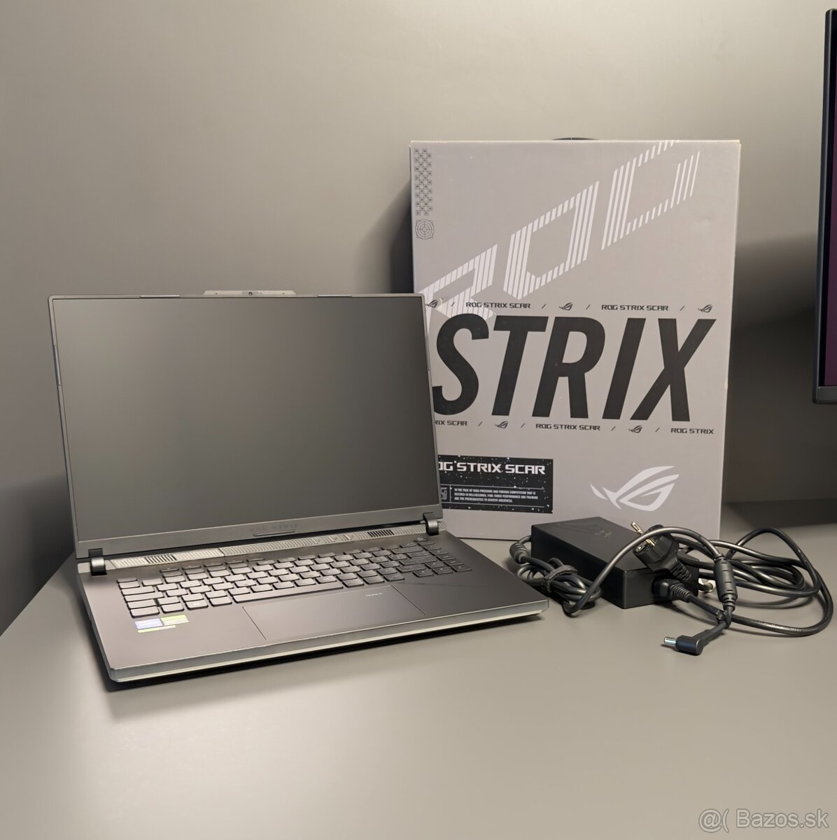 Asus ROG Strix Scar 16 - G634JZ