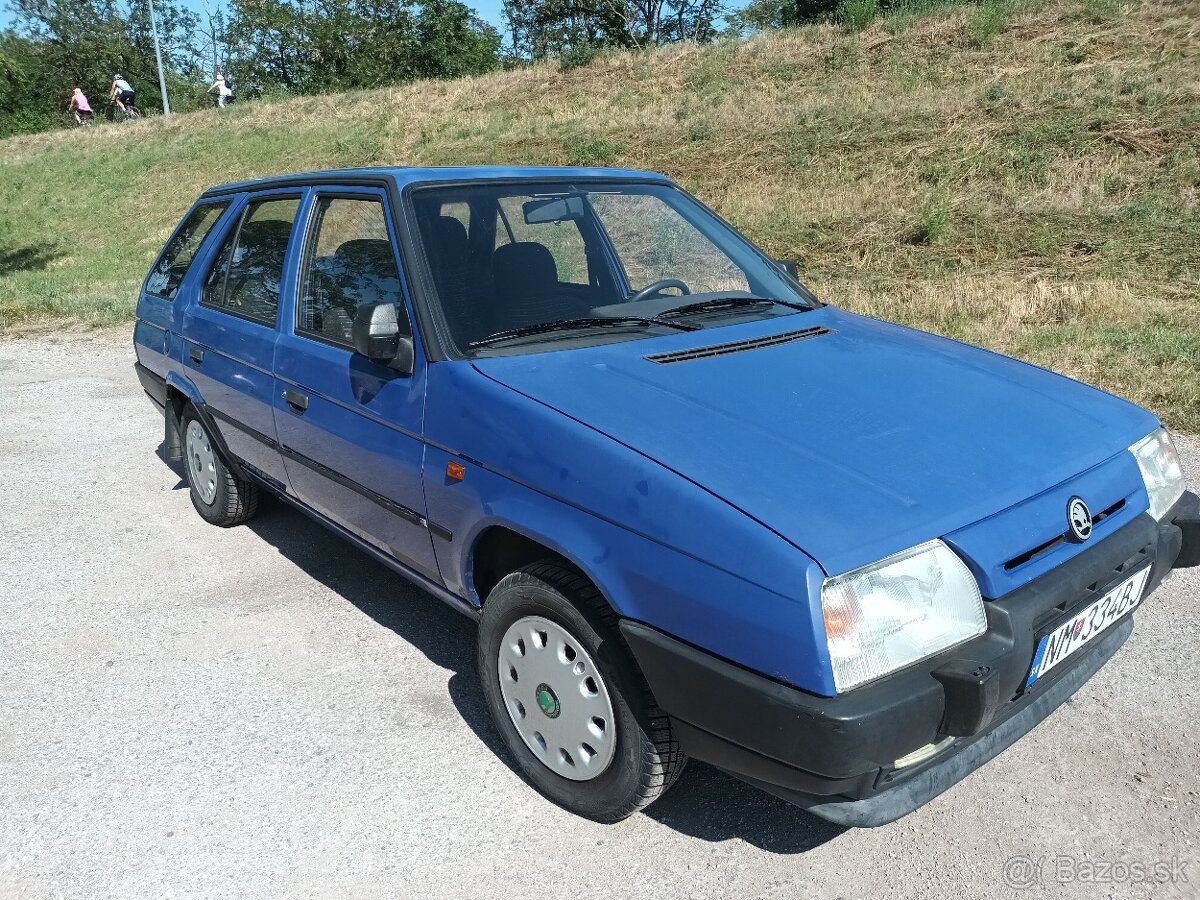 Škoda Forman 136LX