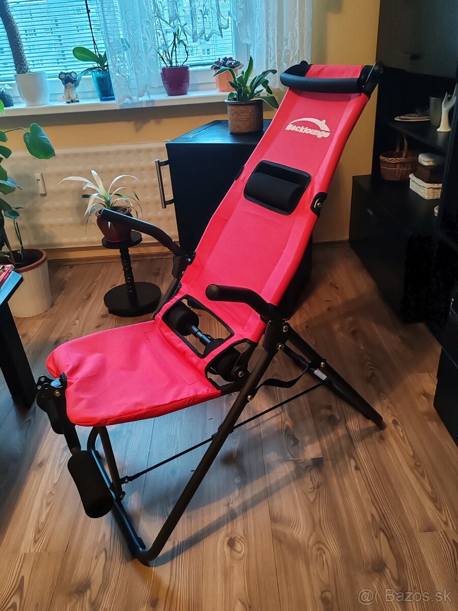 Posilňovacia stolička na chrbticu