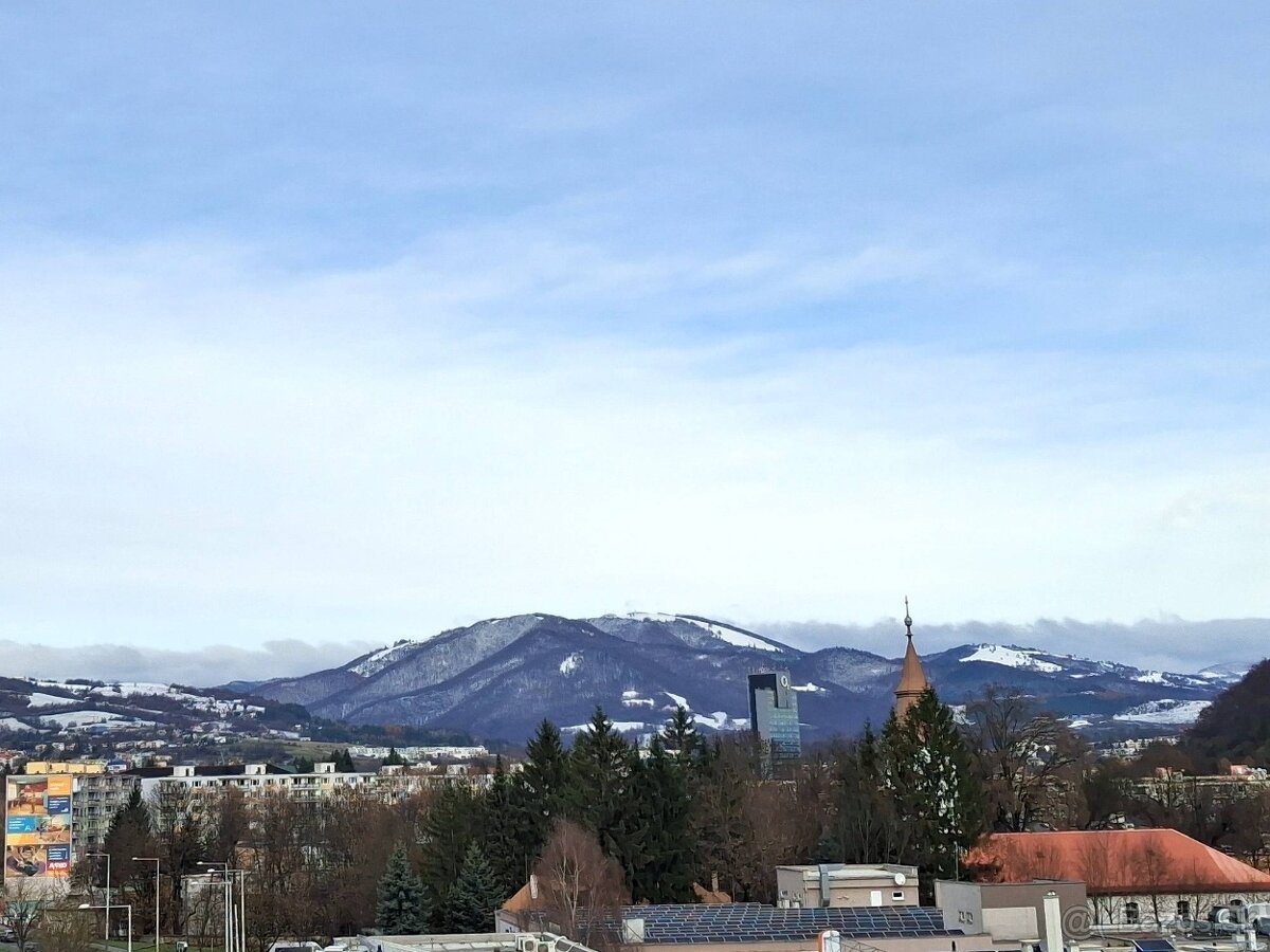 PRENÁJOM 3 izbový byt Banská Bystrica - Radvaň