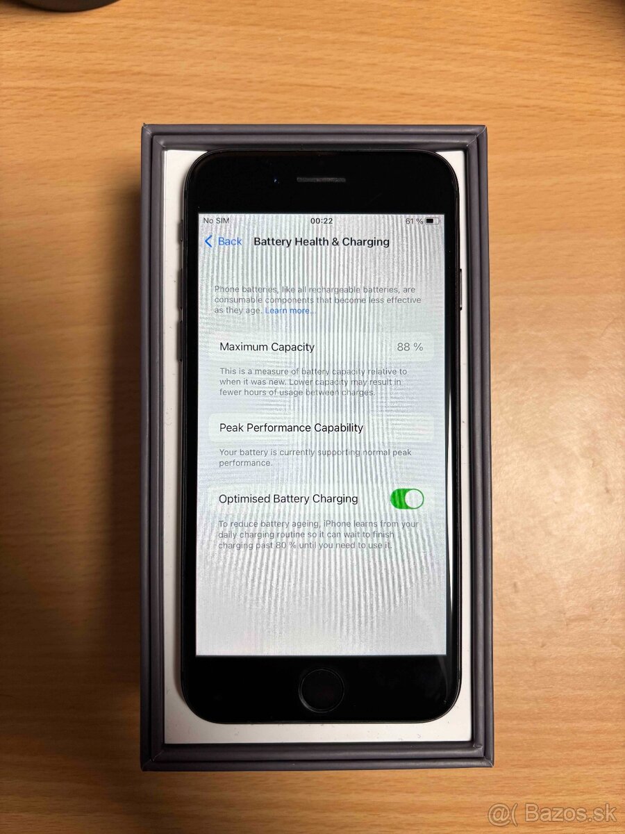 Apple iPhone 8 - 256GB - 88% kapacita batérie