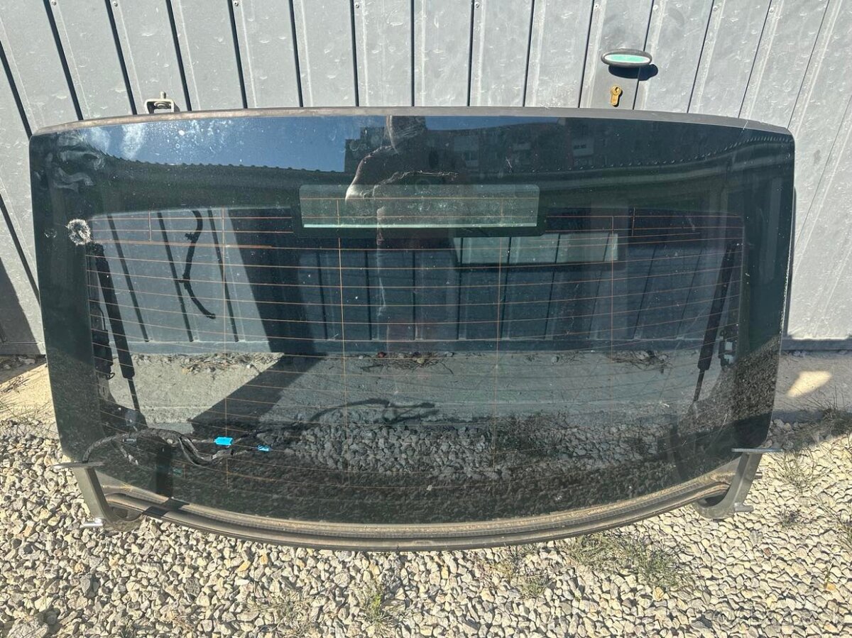 Skoda Superb 2 zadne dvere