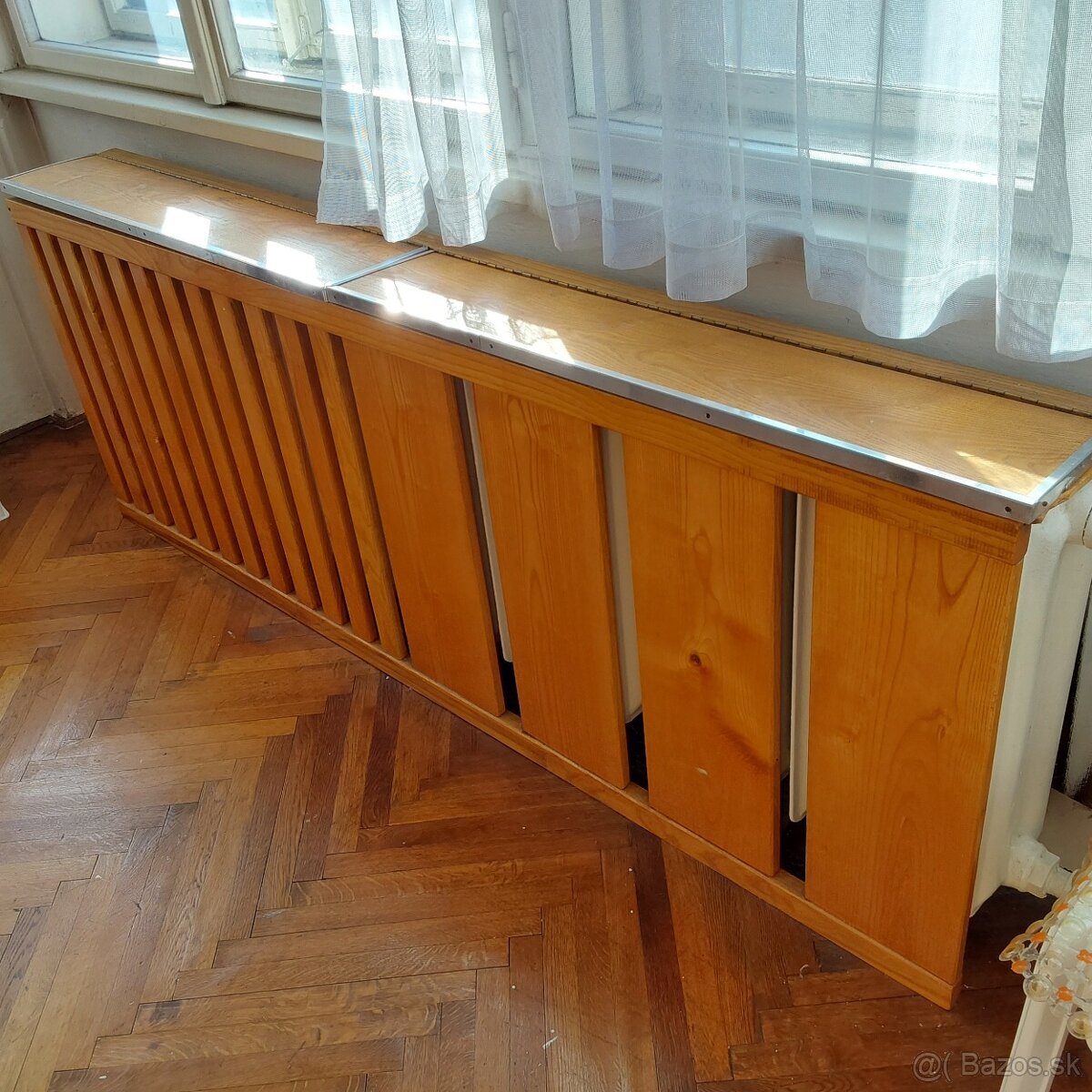 Kryt na radiátor