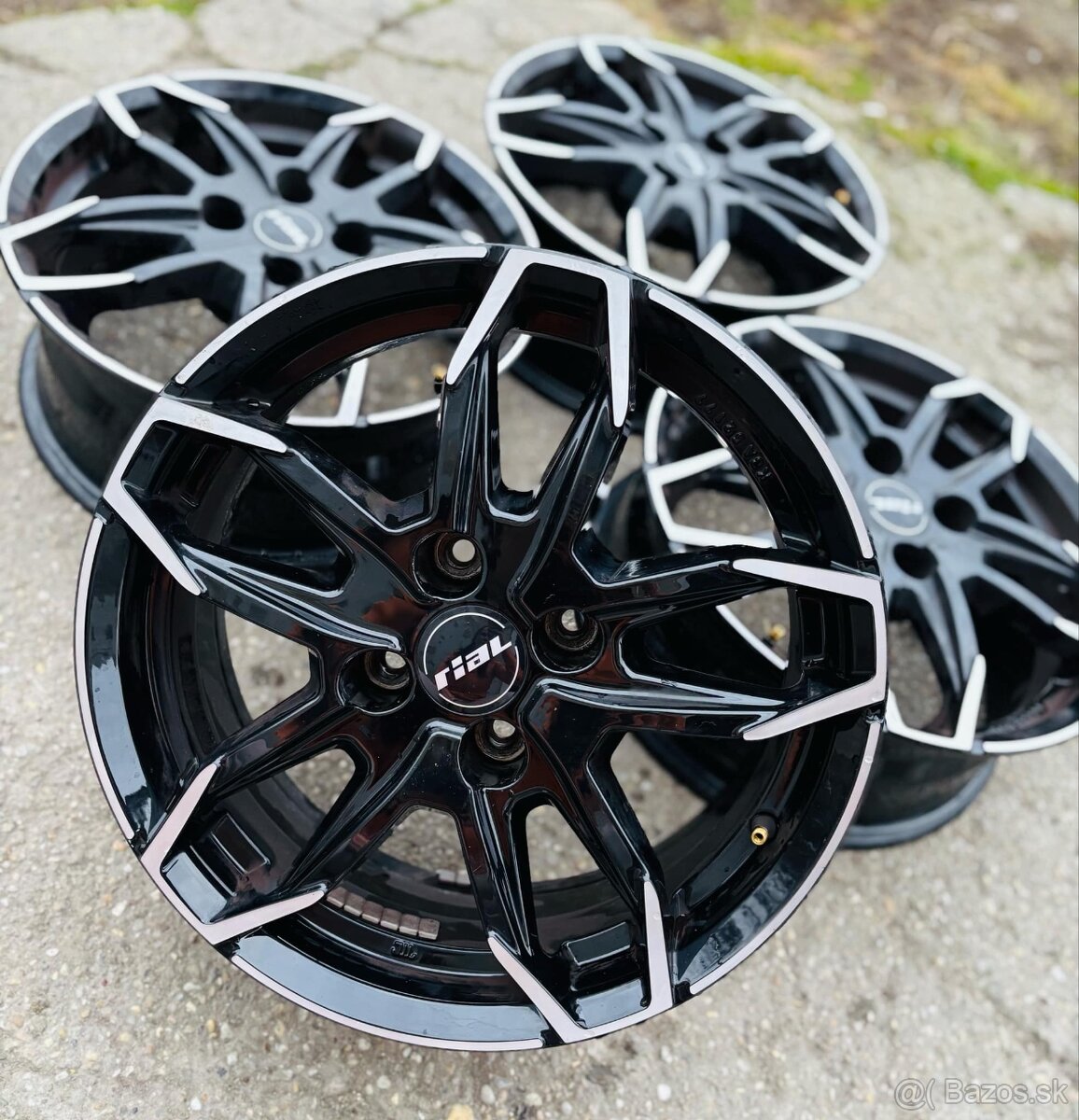 Elektrony r16 4x 108,peugeot.