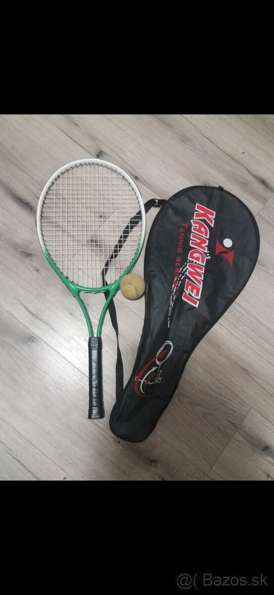 Tenisová raketa