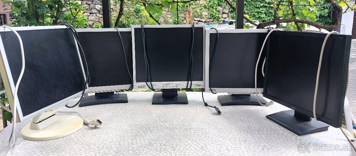 monitory