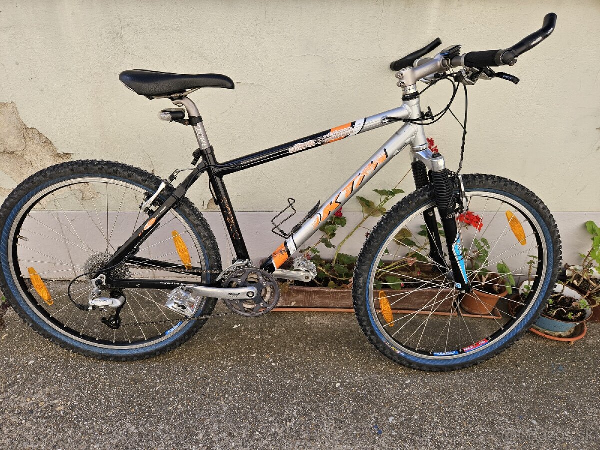 Odpruzeny hlinikovy bicykel KTM ultra action 26