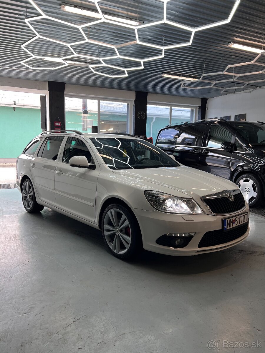 Škoda Octavia Combi RS II - 2.0TSi