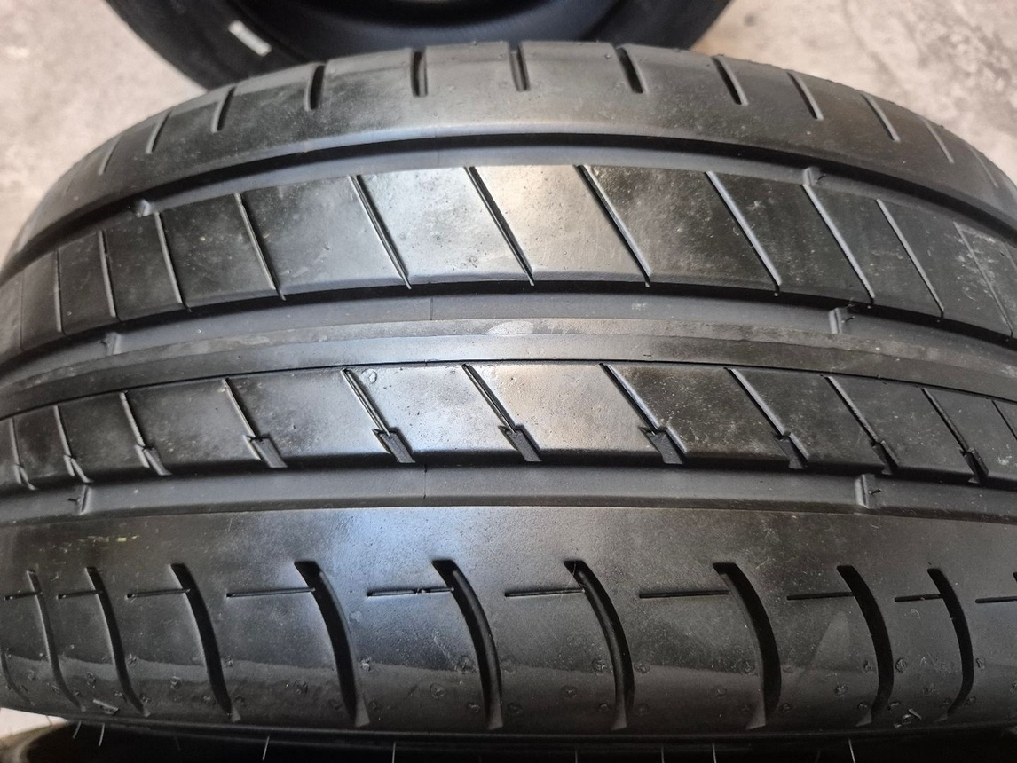 205/40 r18 letné 4 ks DUNLOP dezén 7,6 - 7,4 mm DOT2021