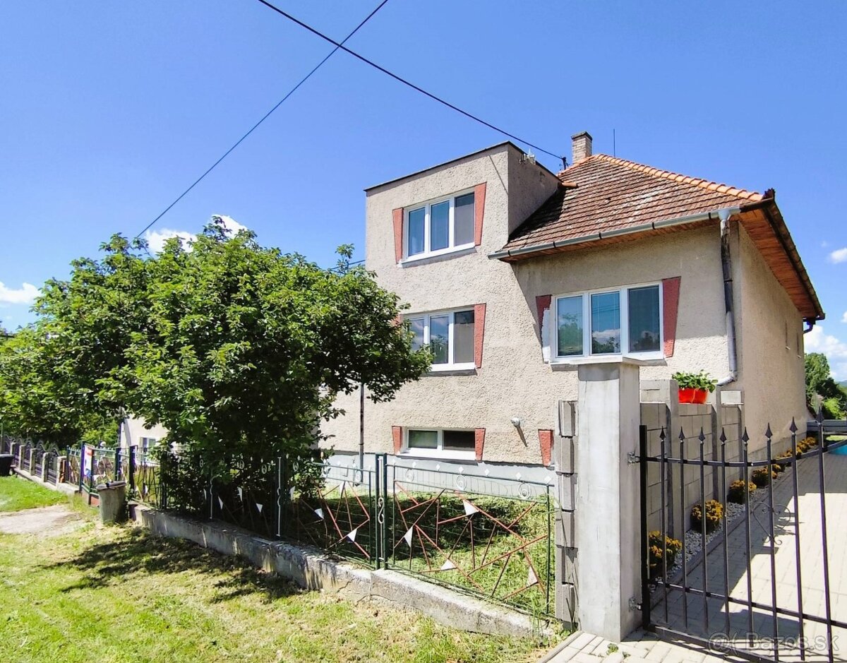 Priestranný 4-izbový dom Veľká Ves nad Ipľom