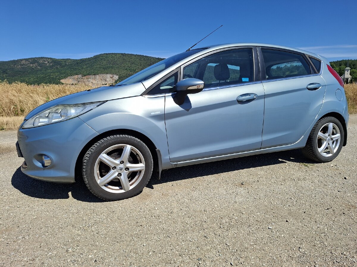 Ford fiesta-96500km