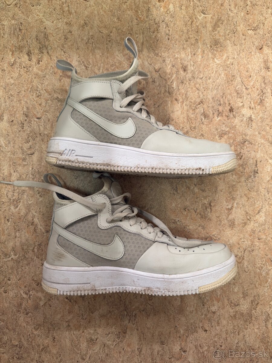 Nike Air Force 1 velkost EUR40