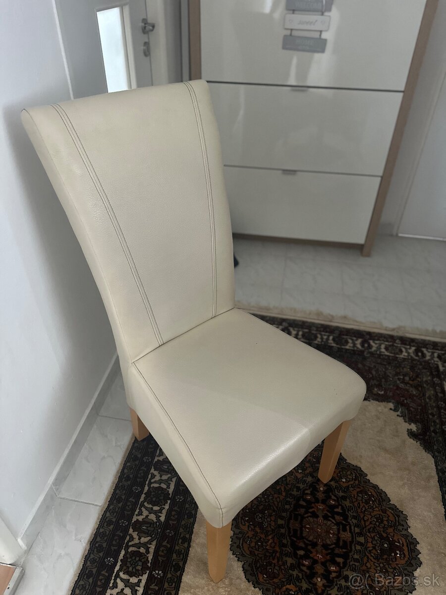 jedalenske stolicky