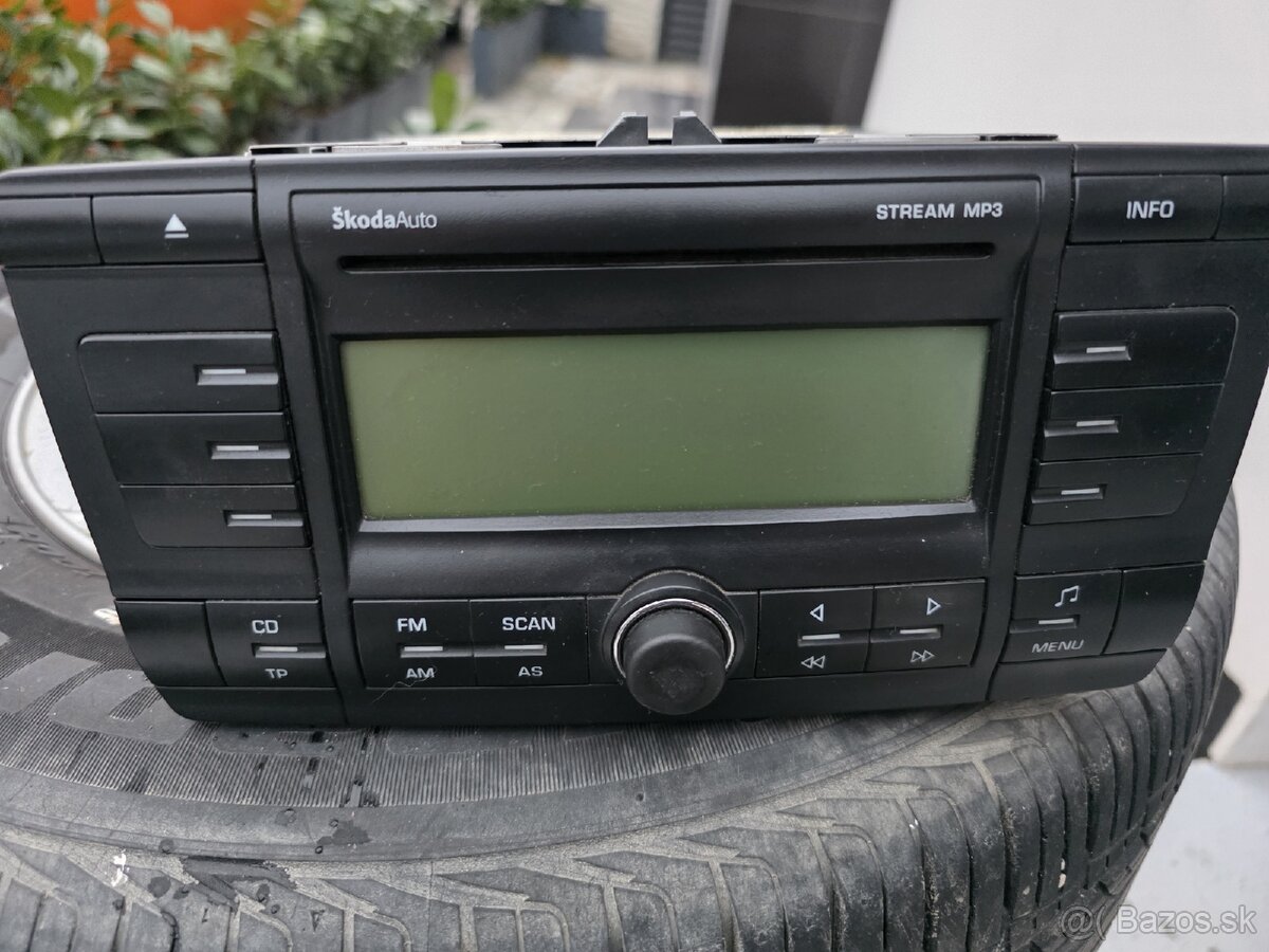 Autoradio skoda 2
