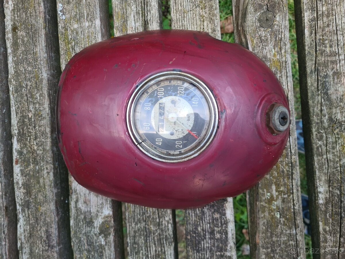 Vrchna maska jawa 250 kyvačka