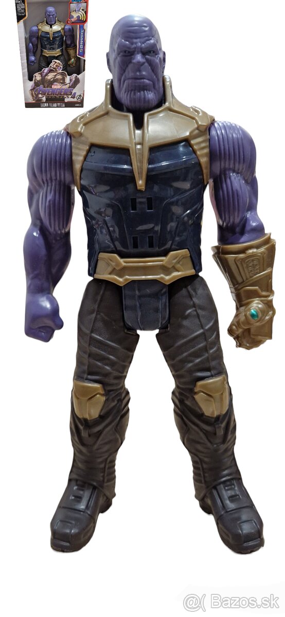 Thanos figúrka