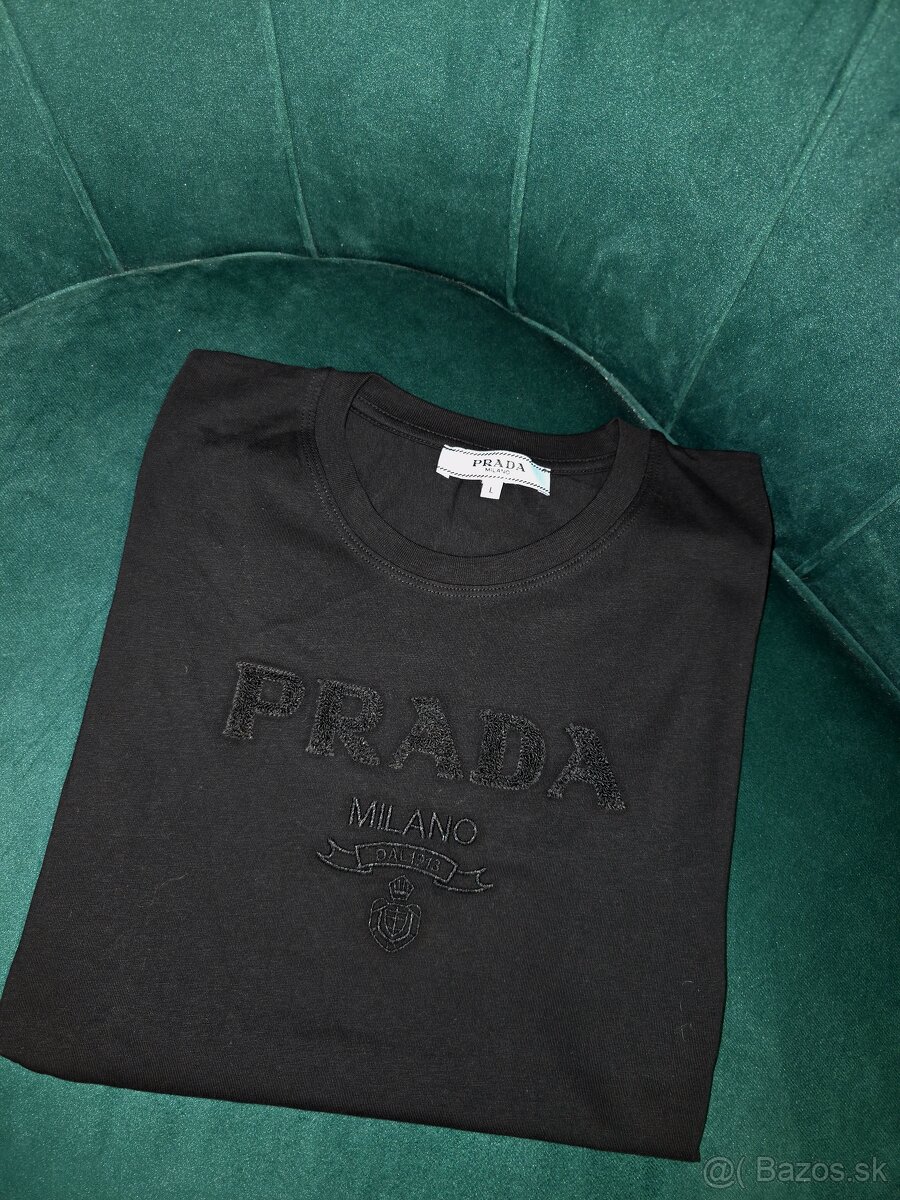 Nové tričko PRADA