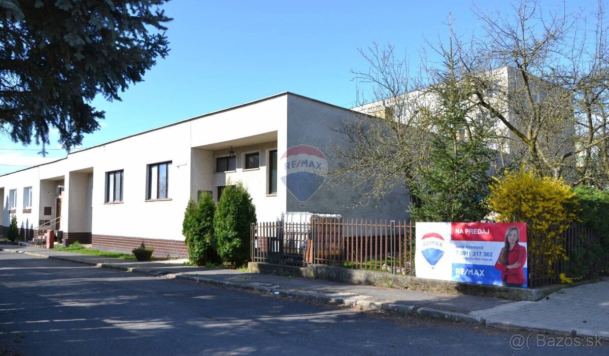 Na predaj rodinný dom s garážou v meste Poltár