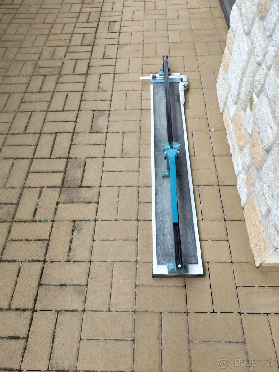 Predam rezacku keramickej dlazby 1200