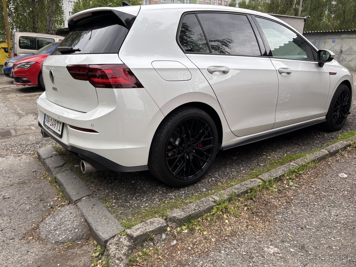 Vw golf gti mk8 vymena/vymenim za clubsport