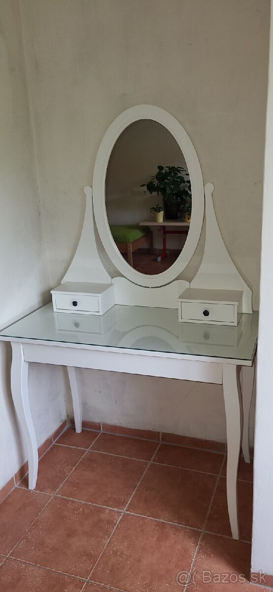 ikea hemnes toaletný stolík