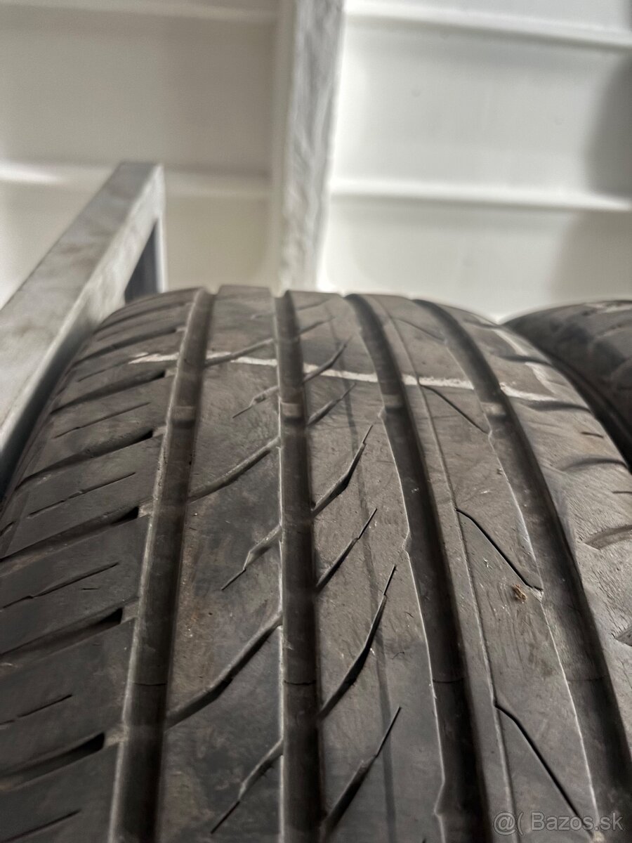 235/55 r19 matador