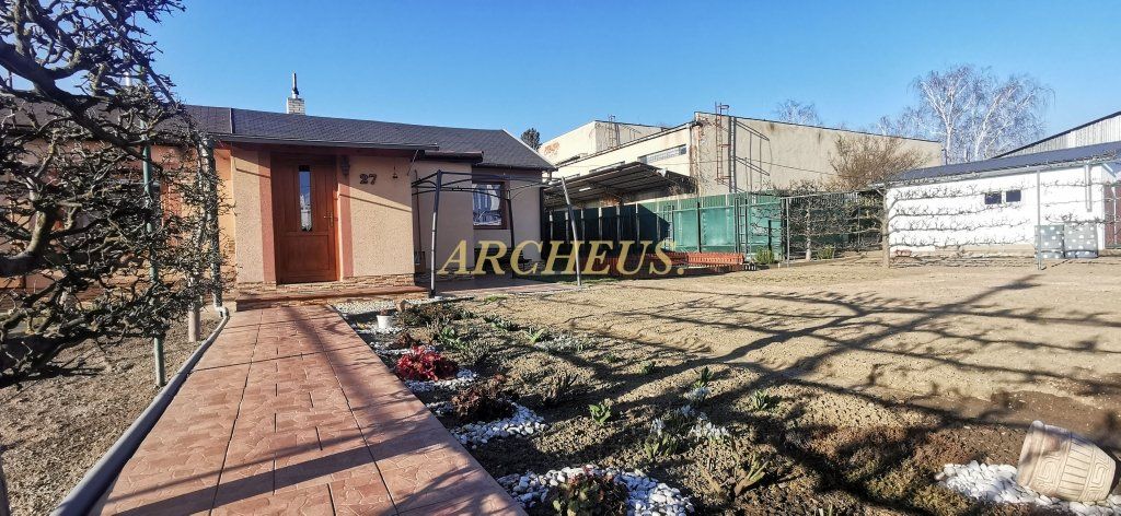 PRÍZEMNÝ 2,5i. BYT SO ZÁHRADOU, TREBIŠOV 75 plus 218 m2