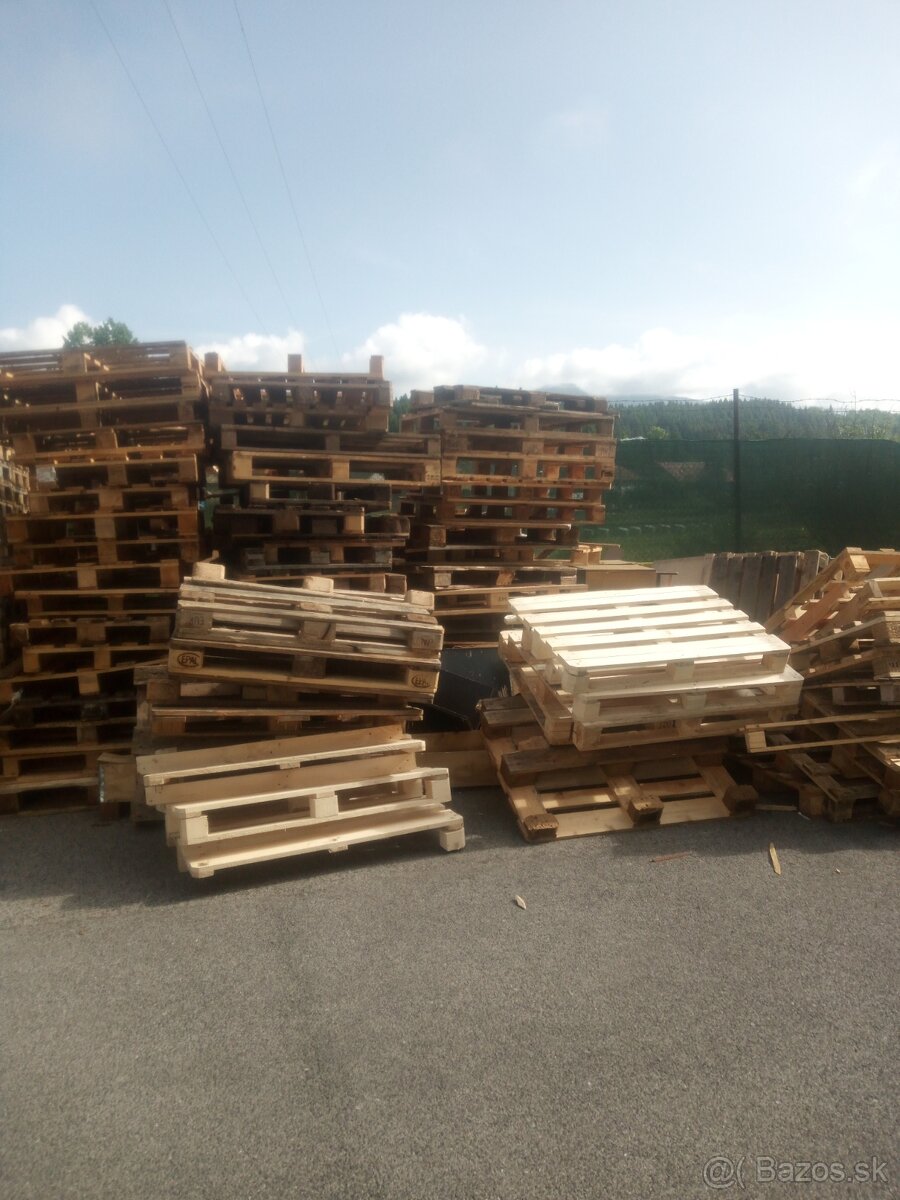 Darujem poškodené palety