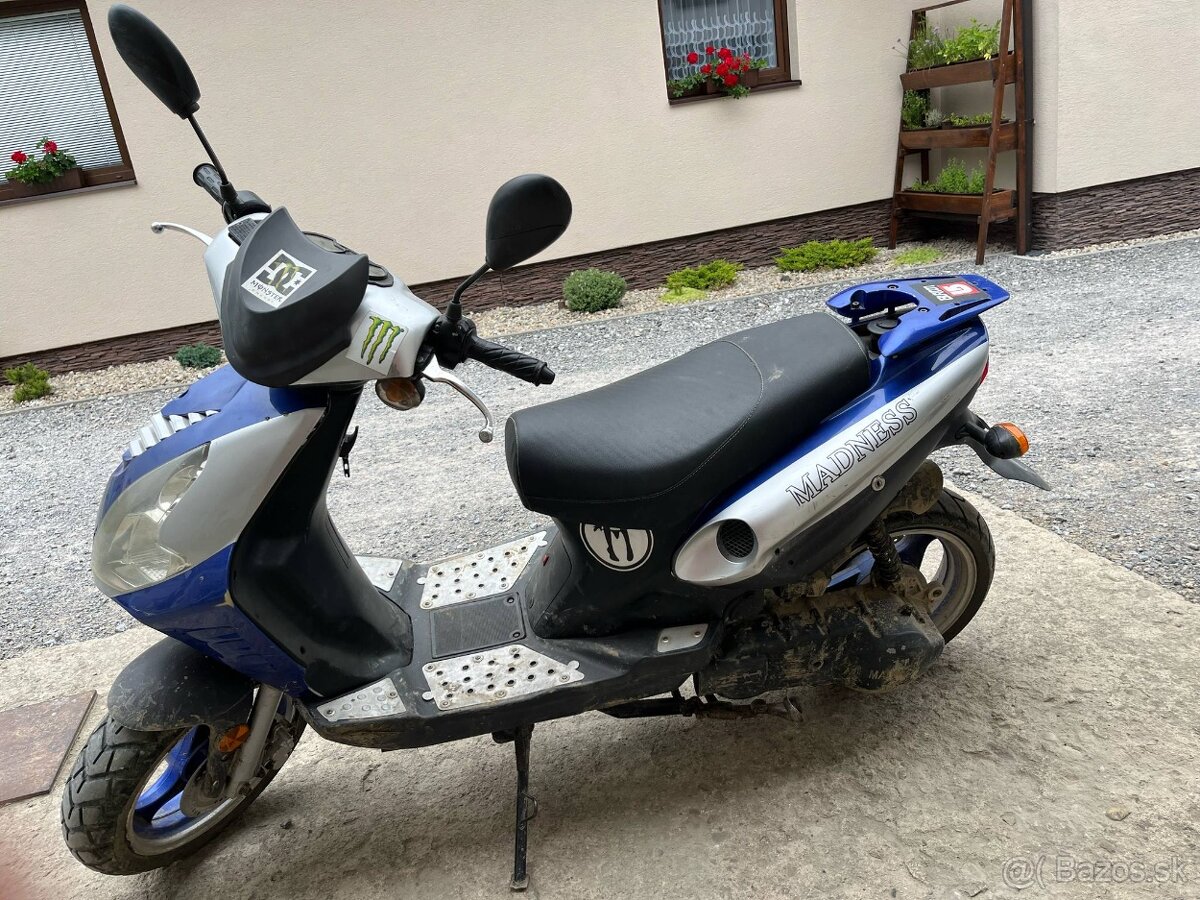 Skuter125