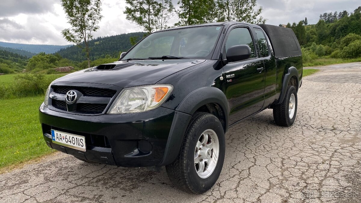 Toyota Hilux 2.5 I D-4D 88kw