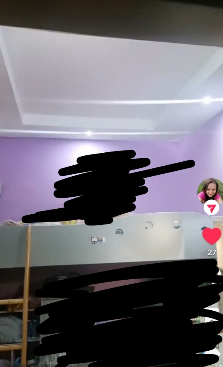 Poschodová posteľ
