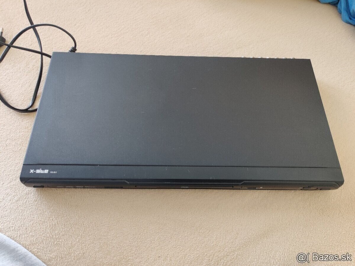 Predám DVD prehrávvač - X-Site XS-601 + 90ks cd a dvd.