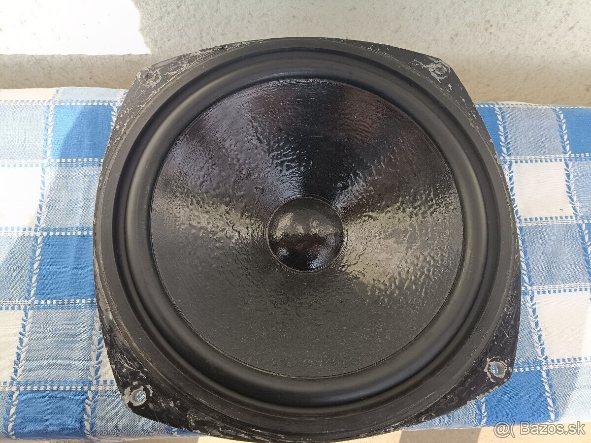 tesla ARN8604