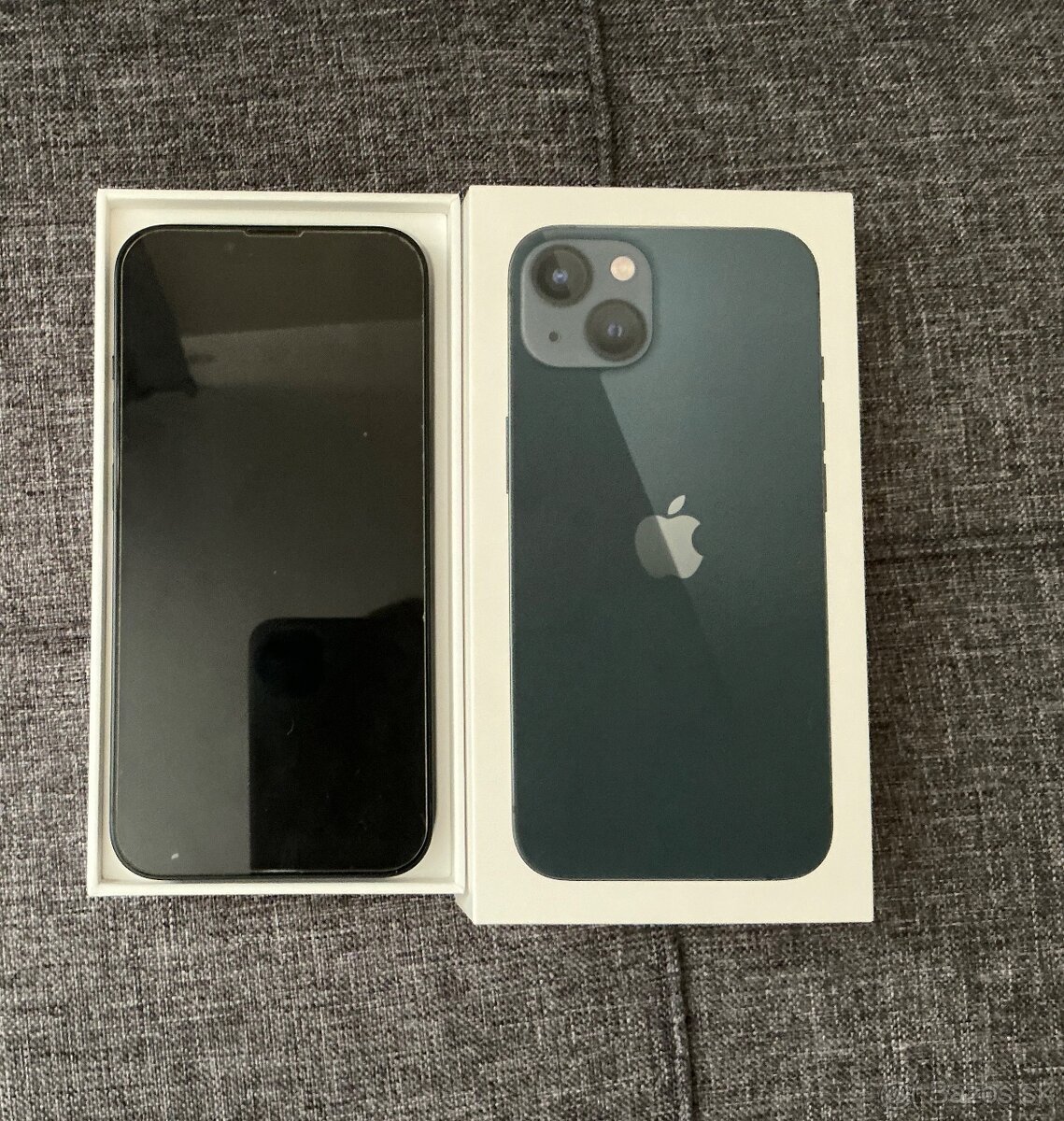 Predám iPhone 13 128GB vo výbornom stave