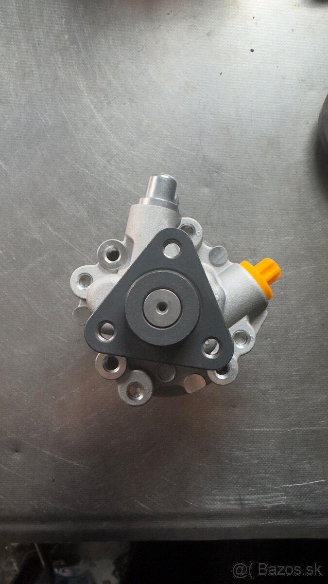 E46 servočerpadlo