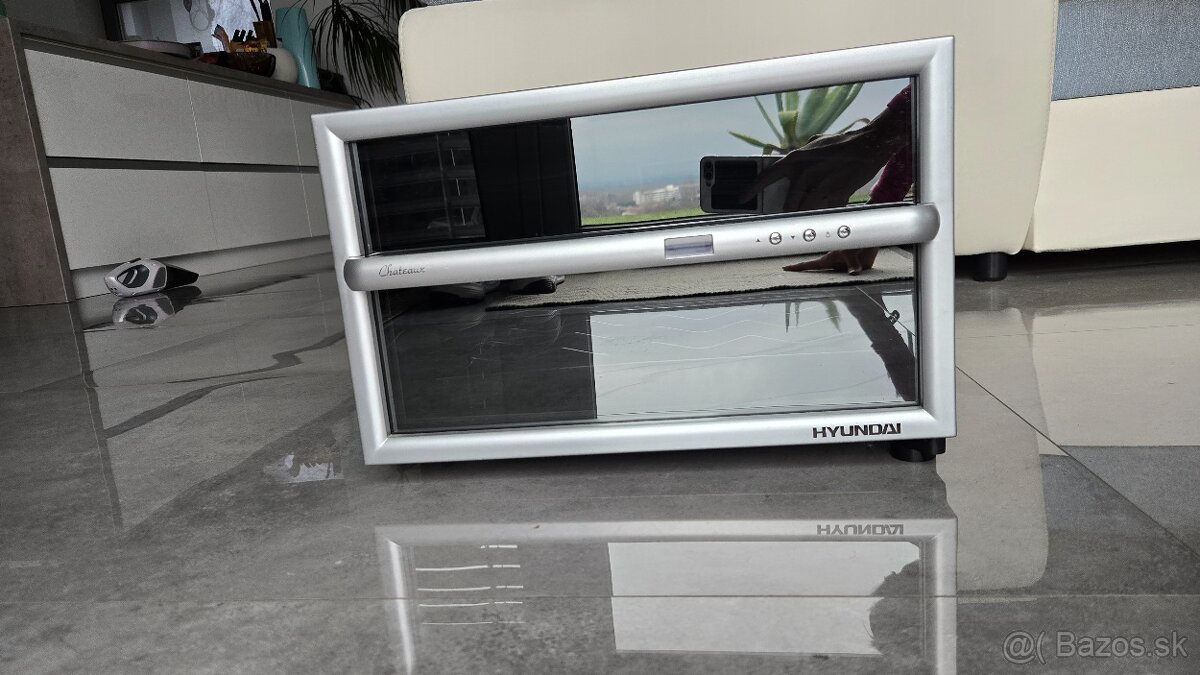 Vinotéka Hyundai Chateaux cv23