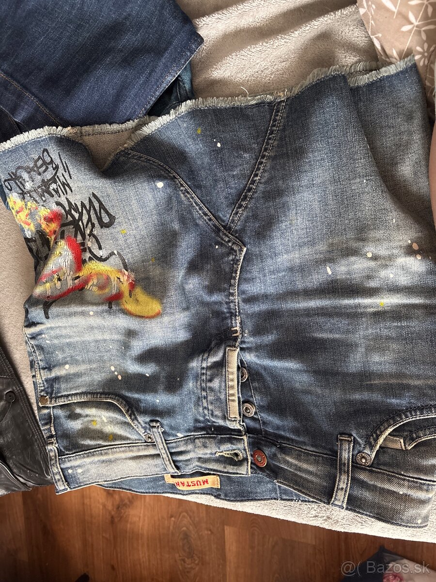 Predám 2 riflové sukne