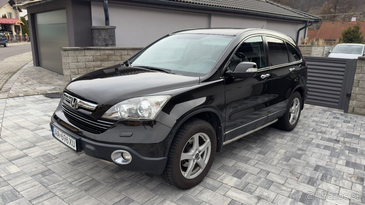Honda CR-V 2.4 benzin Executive 4x4 automat