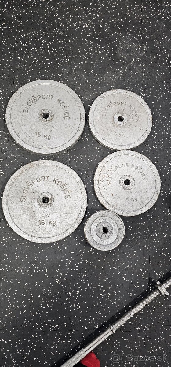 Posilňovacie závažia – kotúče (spolu 47,5 kg)