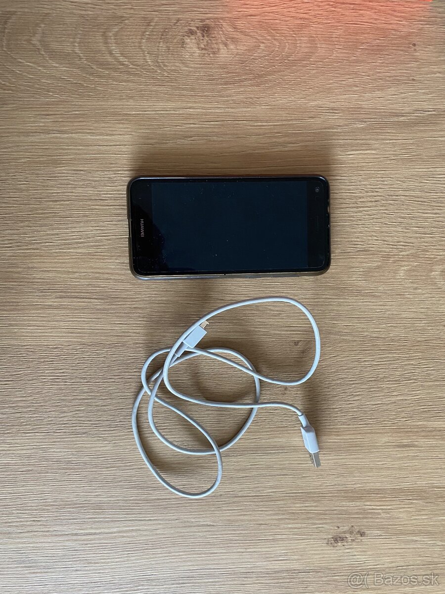 Huawei P9 Lite Mini (model SLA-L02), 2017