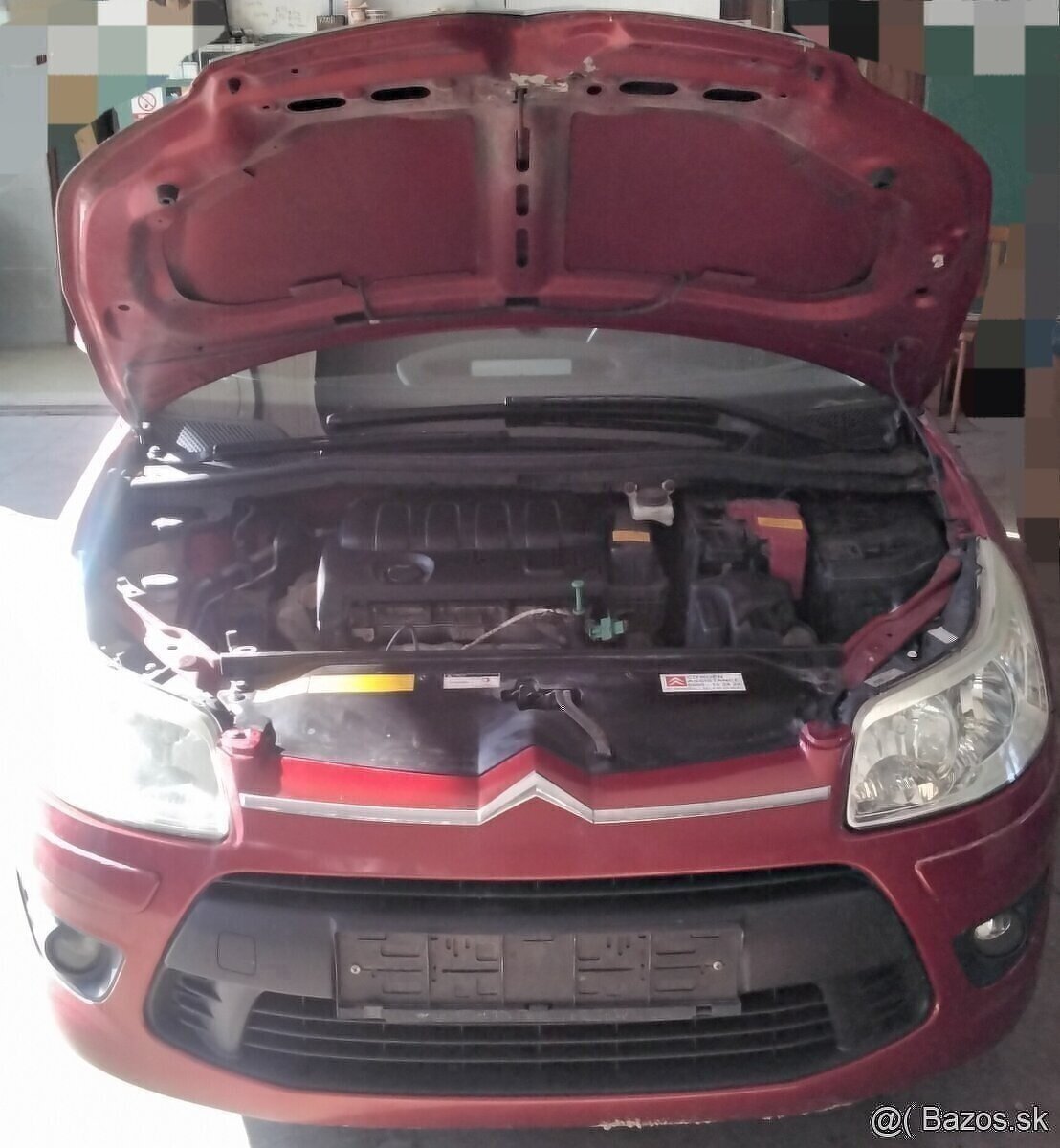CITROEN C4 1.4 2009 predám SVETLO, PREVODOVKA, DVERE, KAPOTA