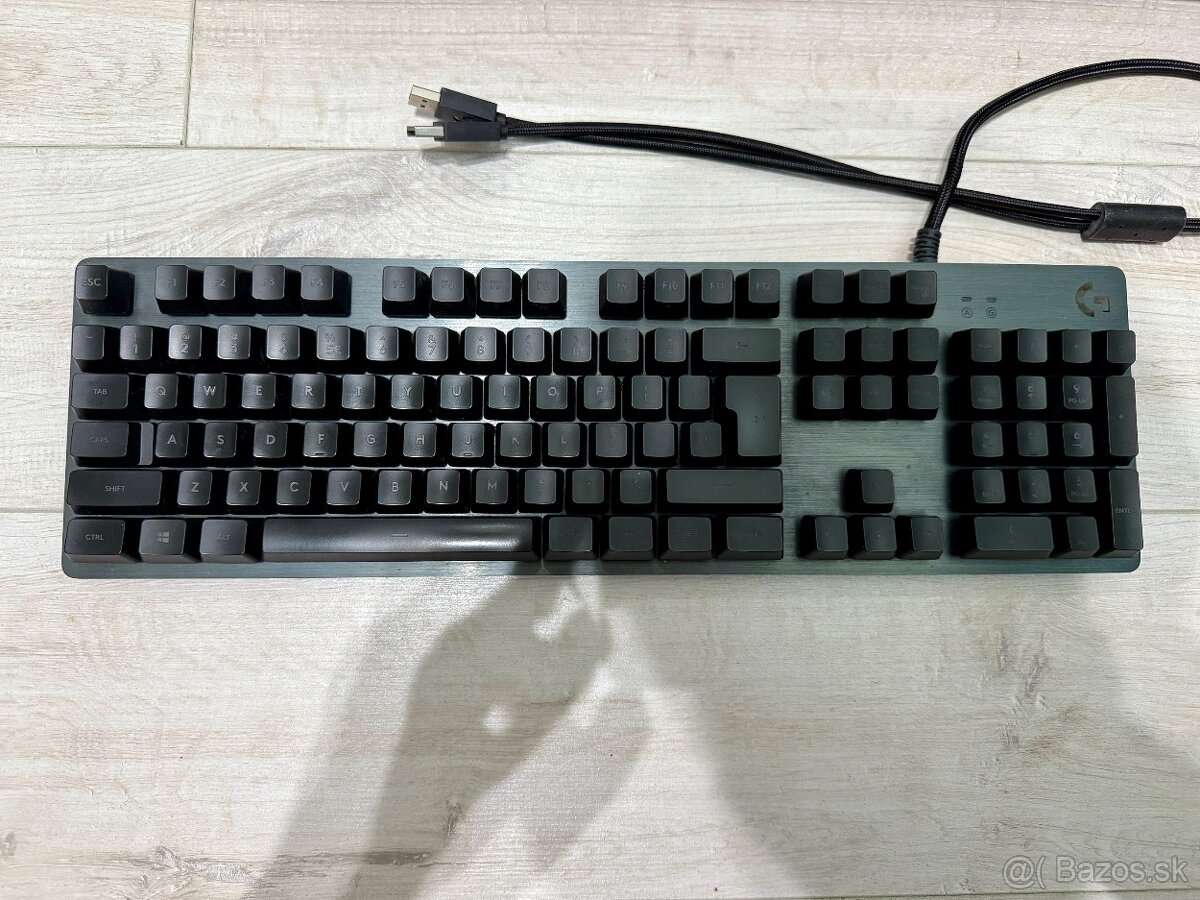 Logitech G513 CARBON TKL US INTL.