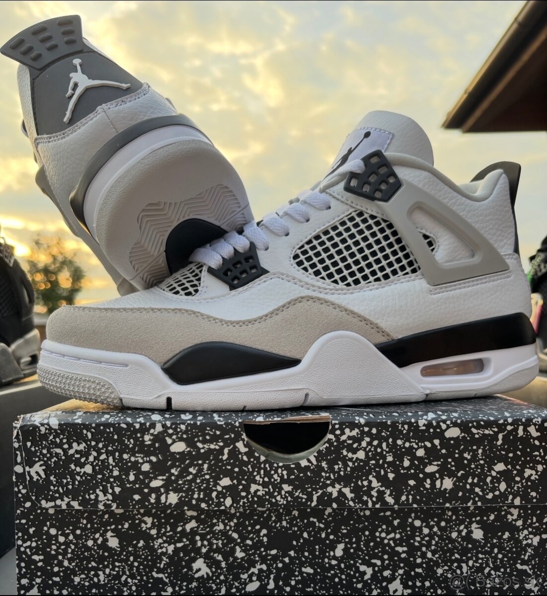 Air Jordan 4 Retro Military Black