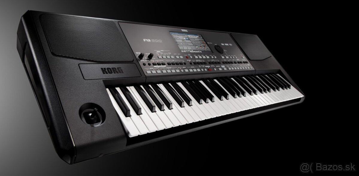 KORG PA 600