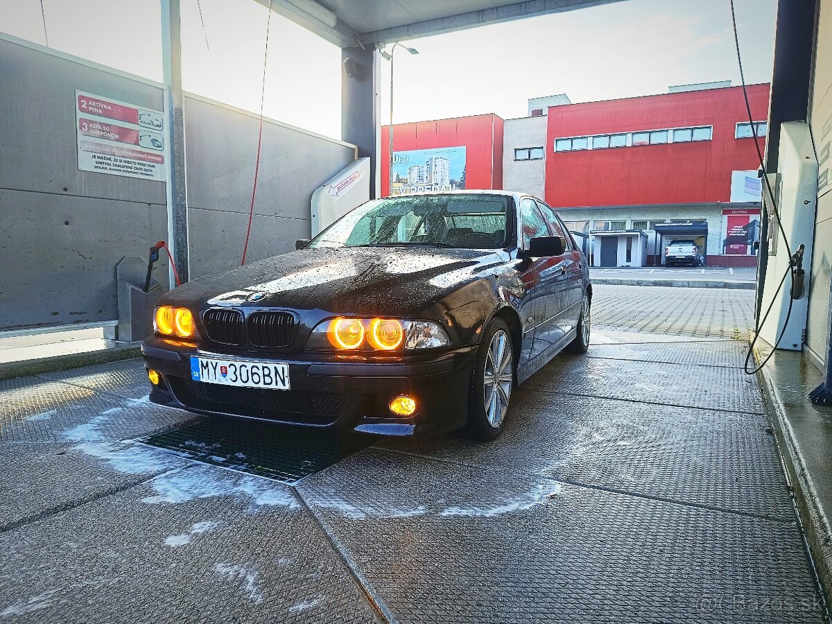 BMW E39 520i 110kw