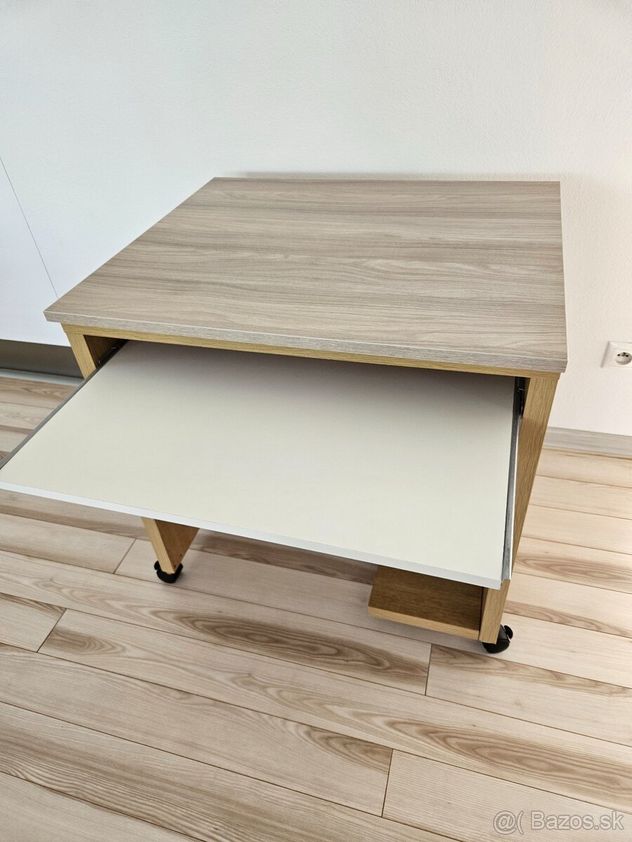 Kancelarsky pocitacovy stol ikea
