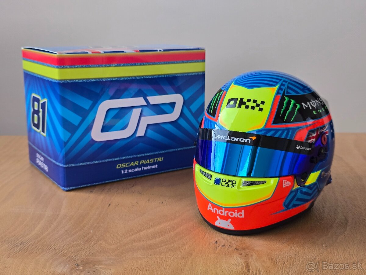 Oscar Piastri 2024 Mini Helmet 1:2 Bell